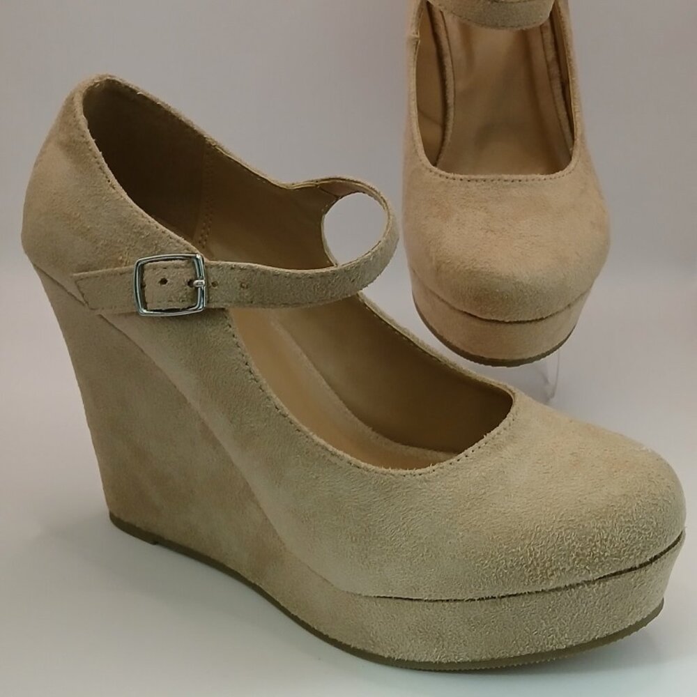 Soda Romie Faux Suede Wedge Heel Shoes - 7.5M